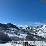 A La Ferme Au Puy Mary Mandailles-Saint-Julien
