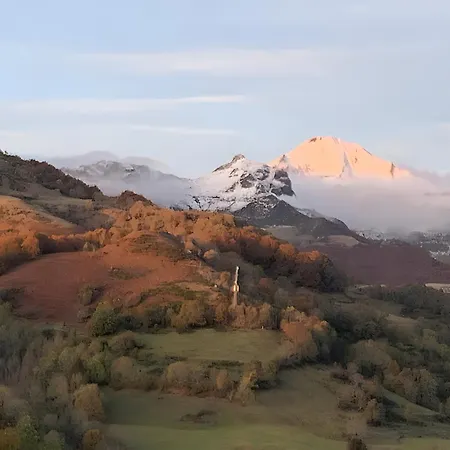 Casa rural à La Ferme Au Puy Mary *