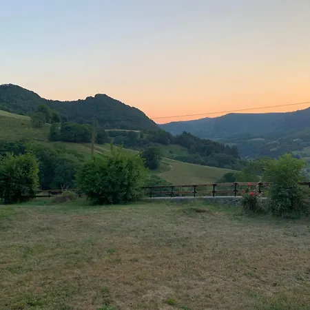منزل ريفي A La Ferme Au Puy Mary