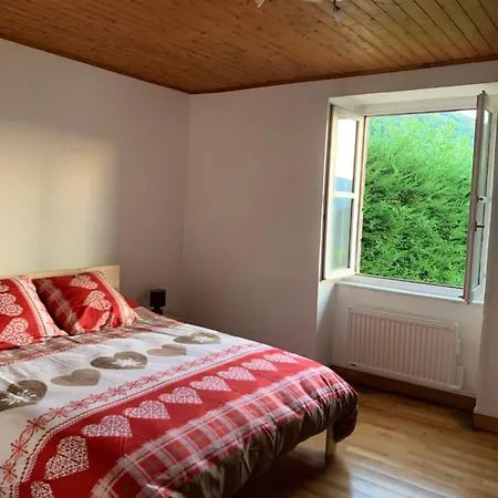 منزل ريفي A La Ferme Au Puy Mary *