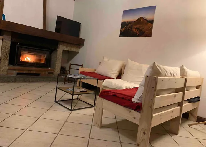 A La Ferme Au Puy Mary * Mandailles-Saint-Julien